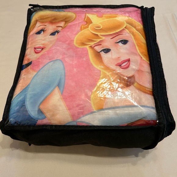 Disney Princess Sleeping Bag With Sleep Mask Cinderella, Aurora, Belle! B13 - Picture 4 of 5